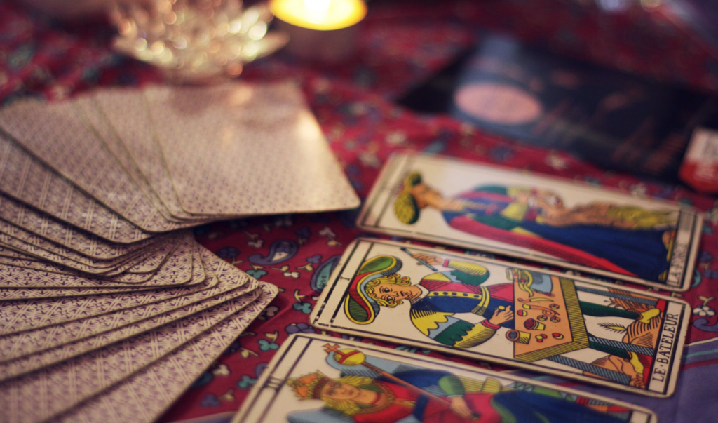 What Makes the Best Tarot Deck for Beginners
